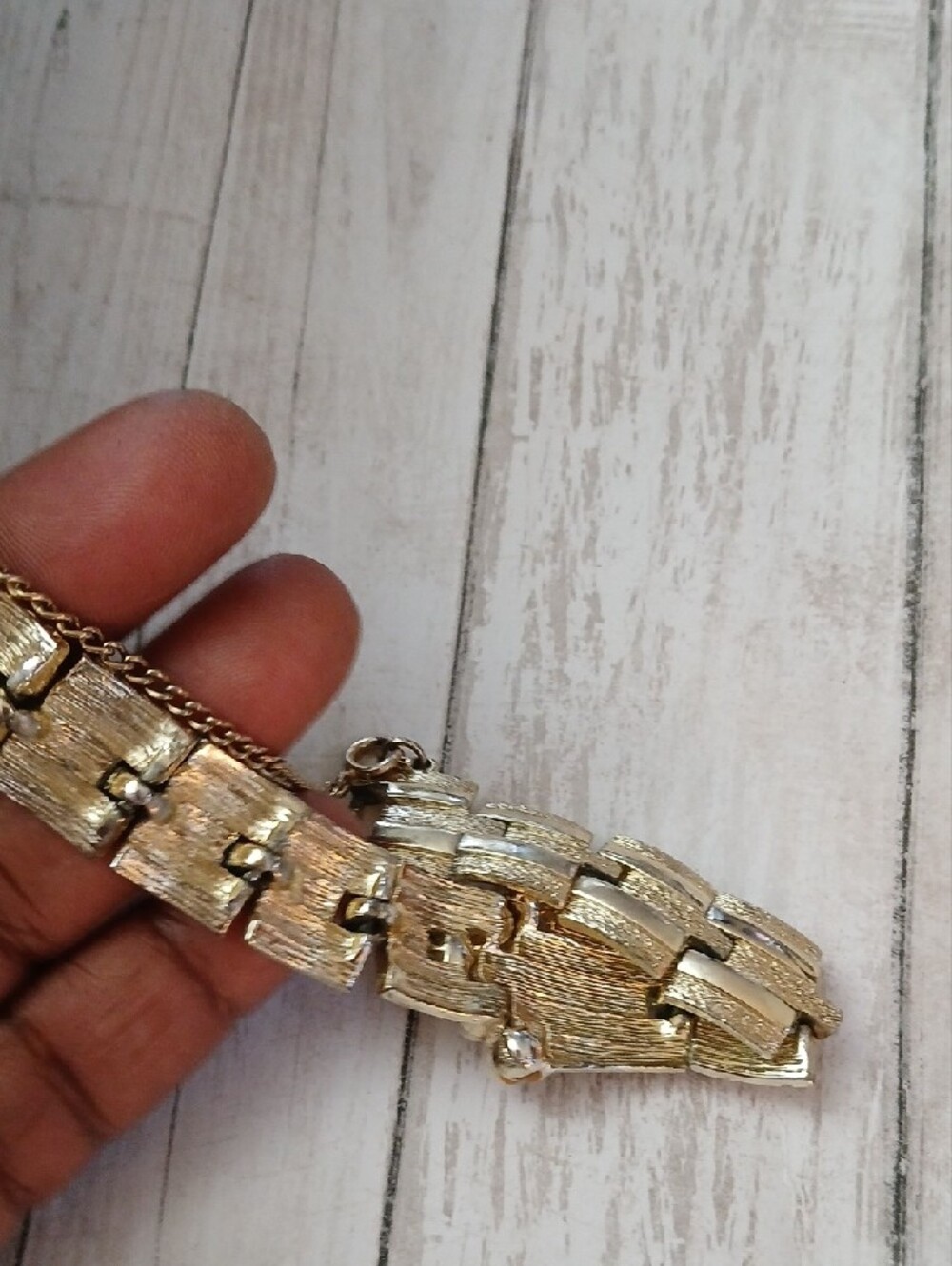 Vintage Pegasus Coro Gold-Tone Bracelet with Pearl Accents - Picture 7 of 7